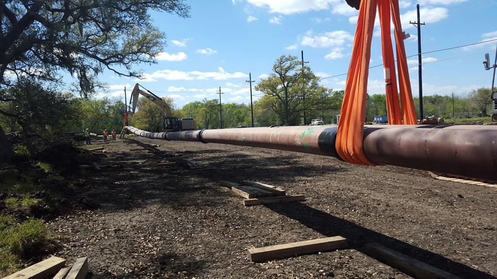 HASS bores tunnels horizontal  and directional drilling in San Antonio