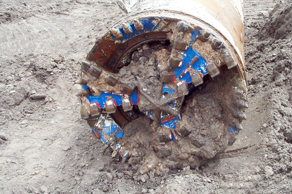 Auger Boring reinforced concrete  under railroads  Hass horizontal  and directional drilling