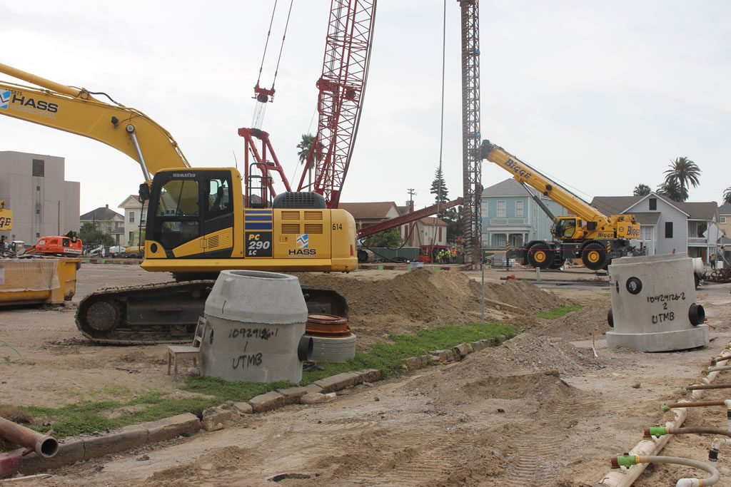 HASS Civil and Heavy Construction and water barriers near Houston TX